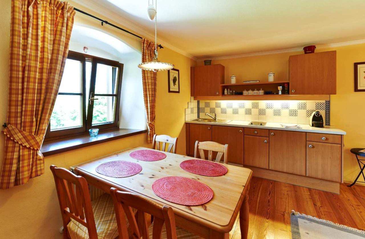 Apartment Ferienapartments Gutshof Brandis *