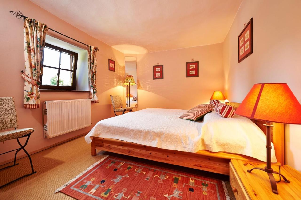 Apartment Ferienapartments Gutshof Brandis *